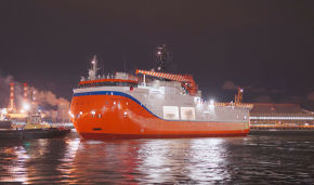 The North Pole, the new ice-resistant self-propelled platform (ISP) departs on its maiden voyage