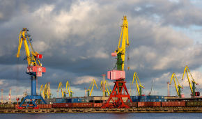 Foodstuffs and building materials delivered to Yakutian Arctic via NSR