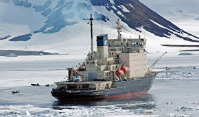 Chilingarov proposes freezing an icebreaker in sea ice to study the Arctic