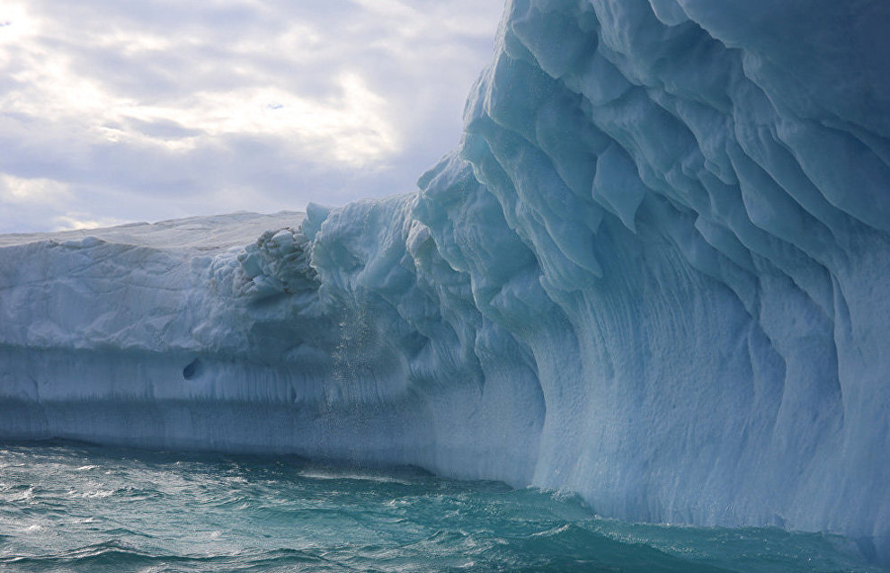 A glacier on Torupa Island, Franz Josef Land