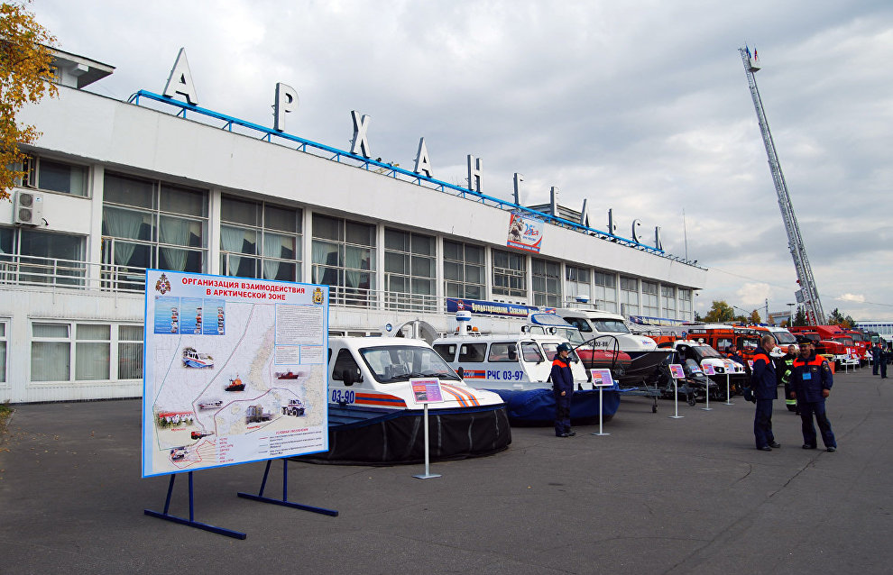 Emergency Situations Ministry exhibits Arctic rescue equipment