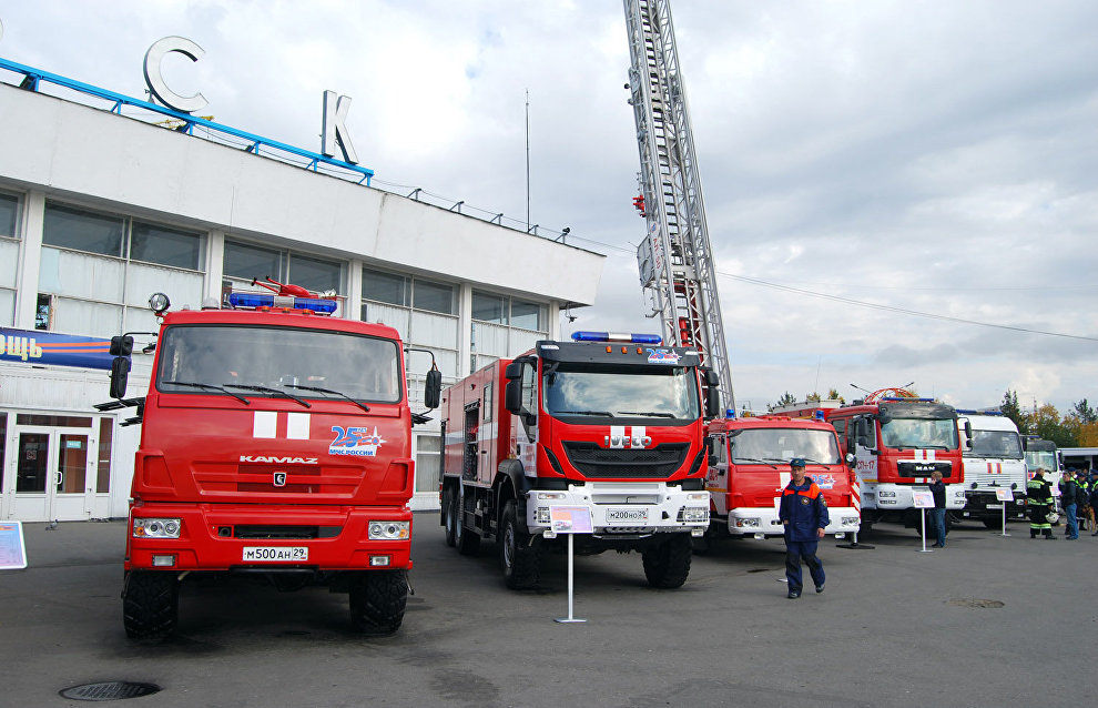 Emergency Situations Ministry exhibits Arctic rescue equipment