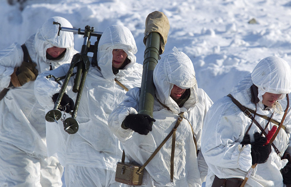The Russian Northern Fleet's Arctic brigade conducts drills on Kotelny Island