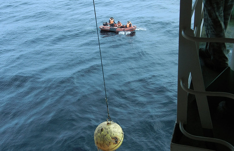 Setting up the independent anchored station