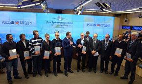 North Pole-2015 station researchers receive certificates of appreciation