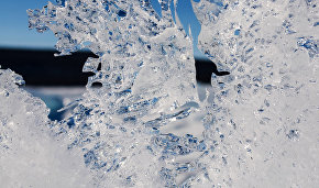 One of the world’s largest glaciers breaks up in Greenland