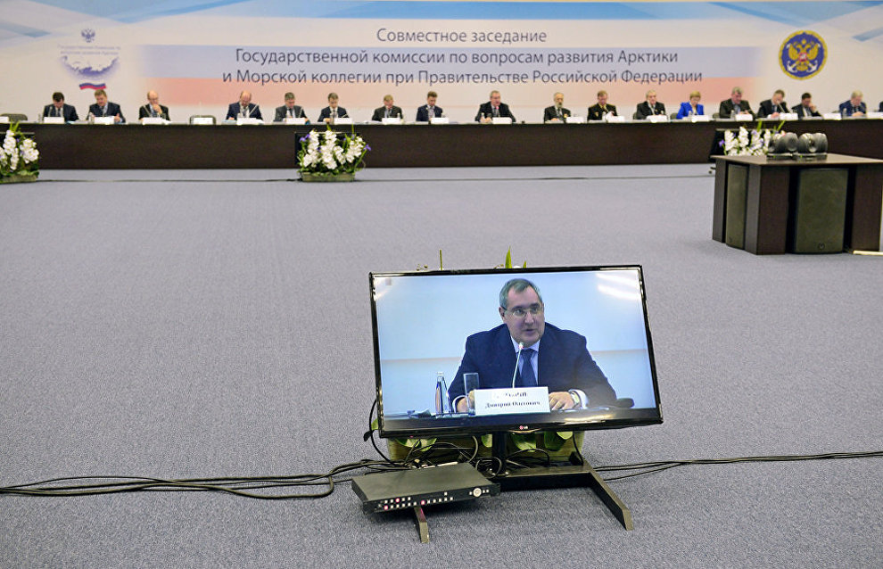 Rogozin calls for updating border checkpoints on the Northern Sea Route