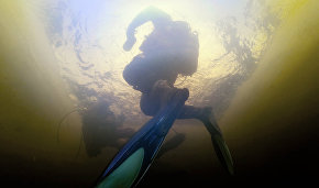 Russian Geographical Society scuba divers to make deep ice dive in White Sea