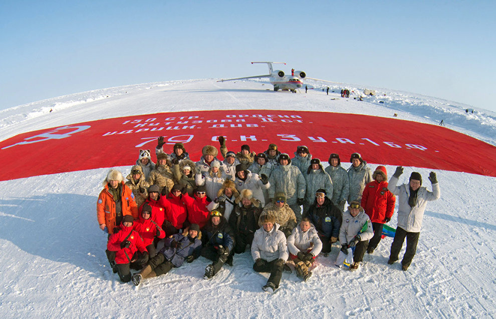 The Вiggest Victory Banner on the Earth’s North Pole: Results of the peacemaking mission analyzed in Moscow