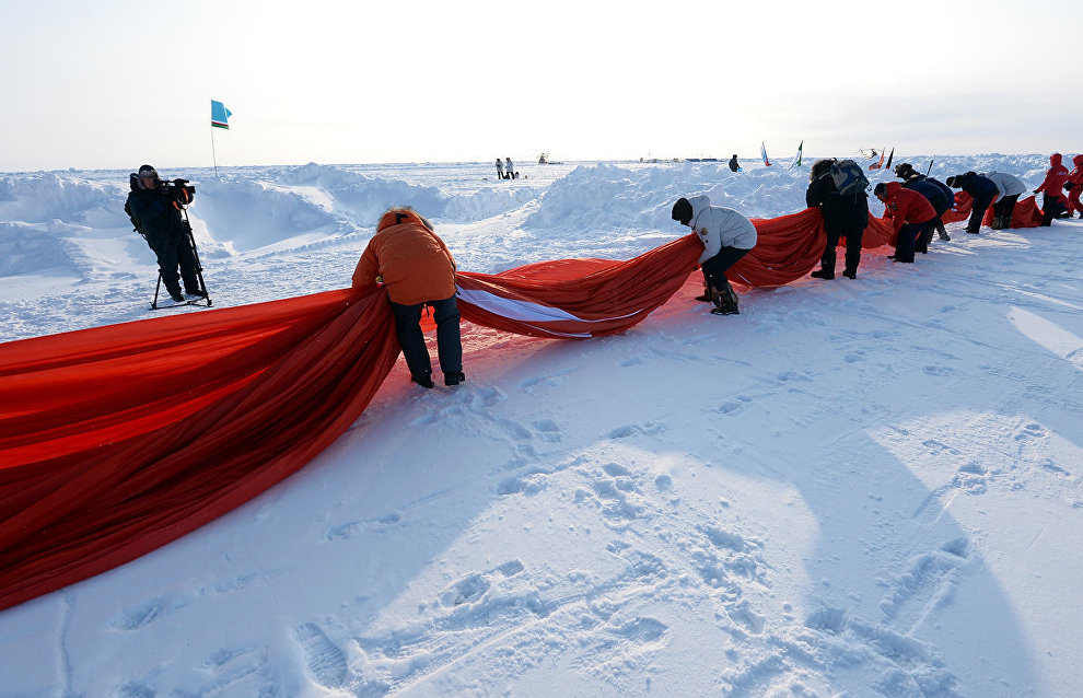 “The Largest Victory Banner” peacekeeping mission to the North Pole