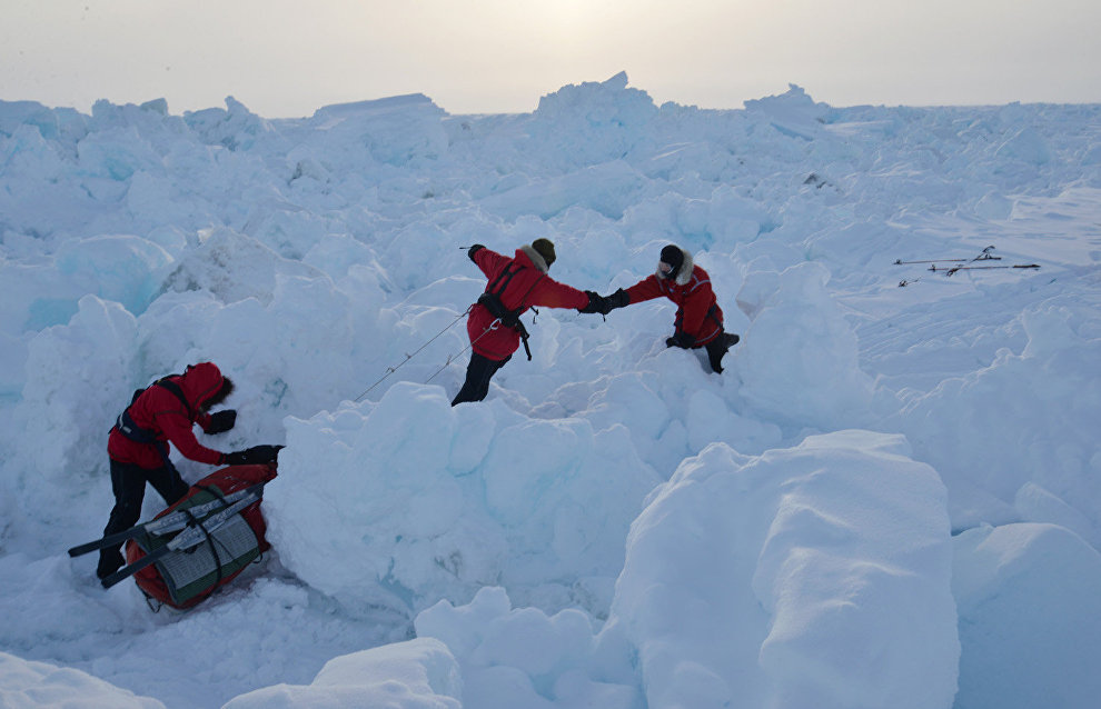 9th Skiing to the North Pole youth expedition