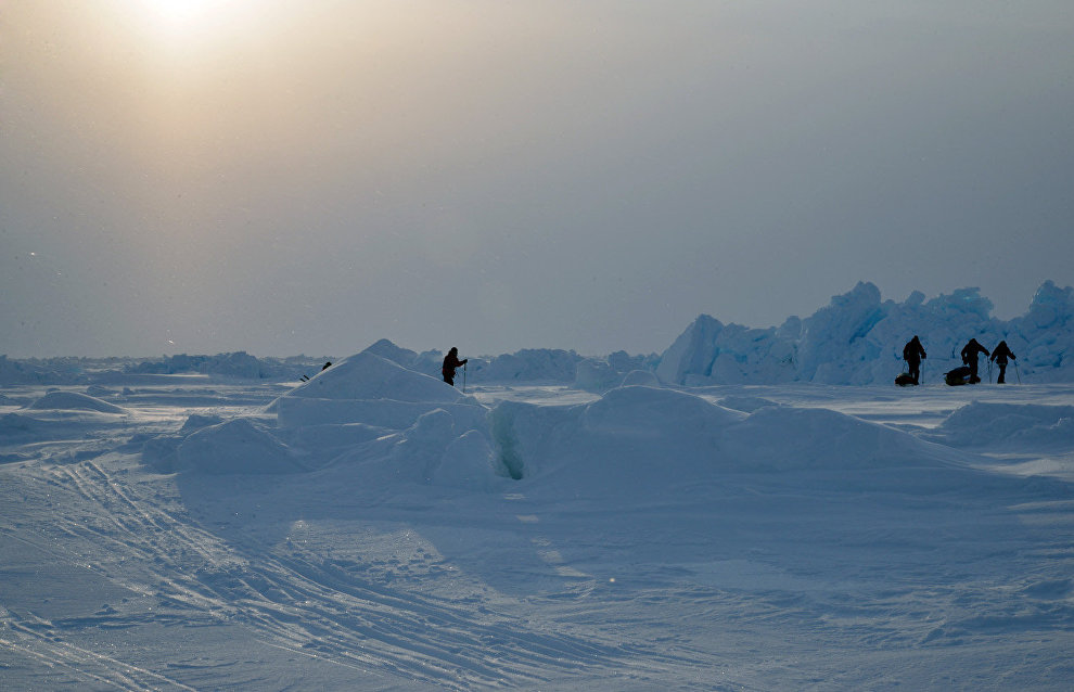 9th Skiing to the North Pole youth expedition