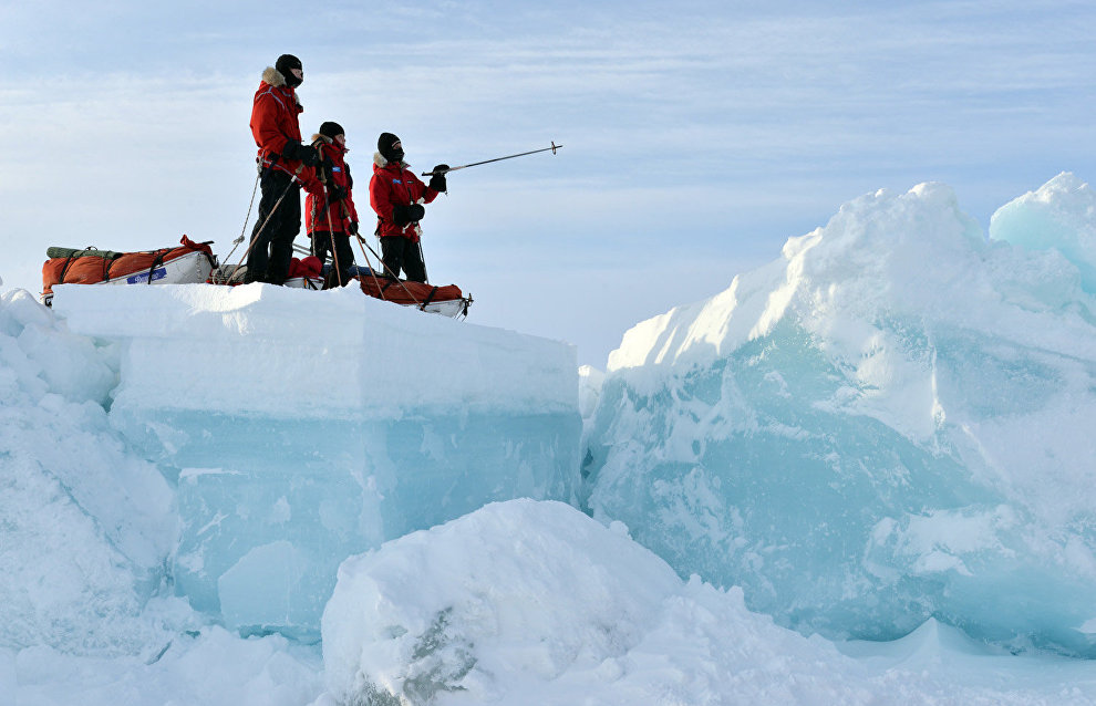 9th Skiing to the North Pole youth expedition