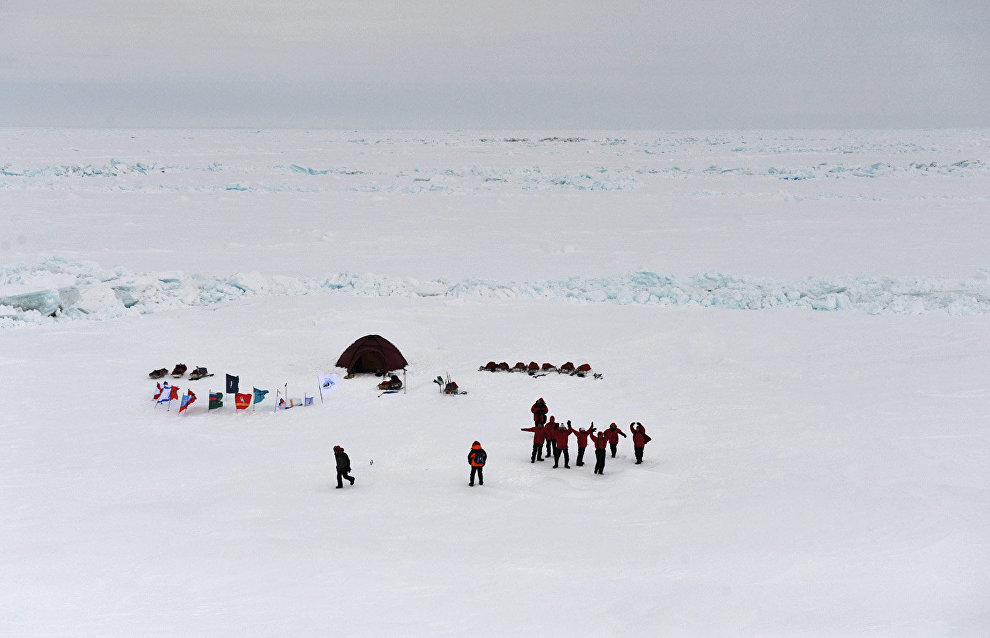 9th Skiing to the North Pole youth expedition