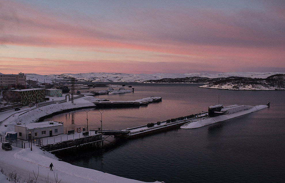 Northern Fleet submarines to navigate under the ice in new Arctic regions