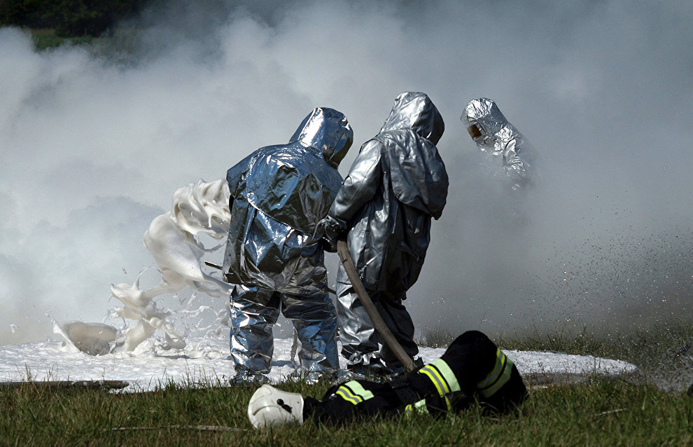 Rescuers and military personnel awarded medals for fighting anthrax outbreak in Yamal