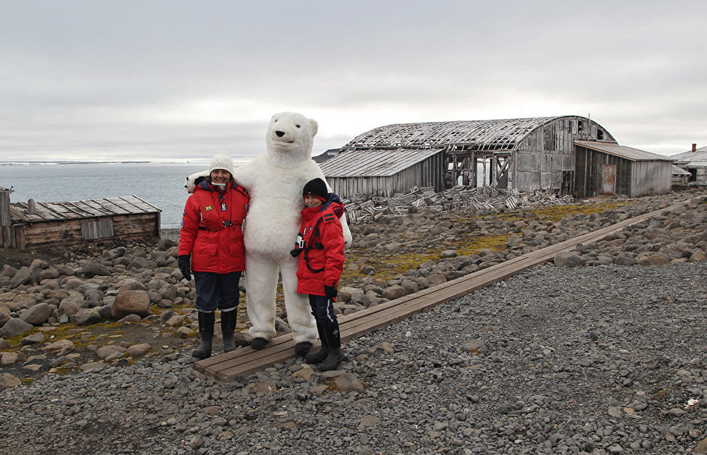 The Russian Far East and Arctic Development Ministry and Rosturism prepare to boost Arctic tourism