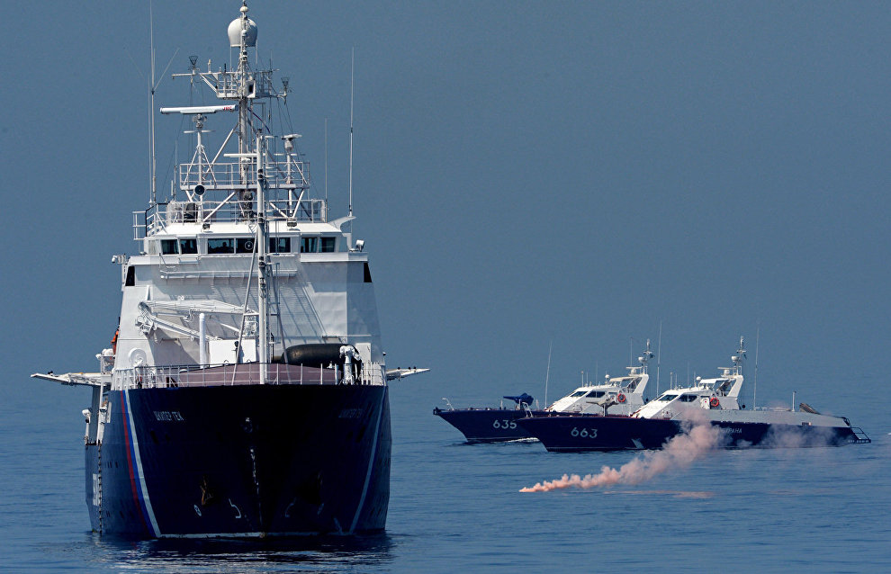 Northern Fleet ships start exercises in the Arctic