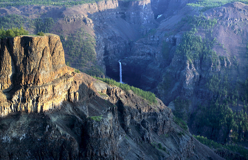 Kanda River Canyon, a view of the waterfall, 86 meters