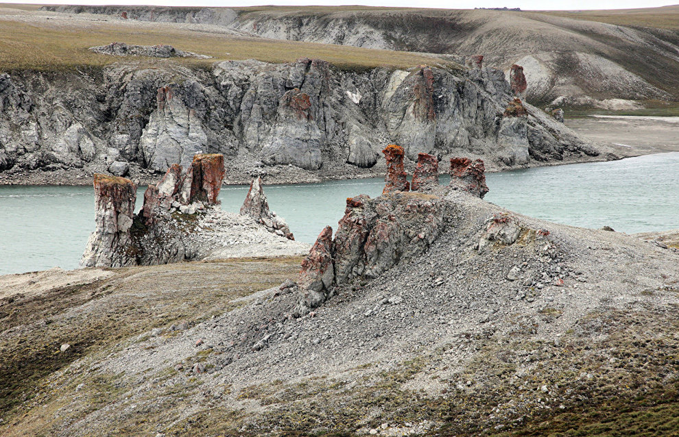 Stone City on the Shrenk River