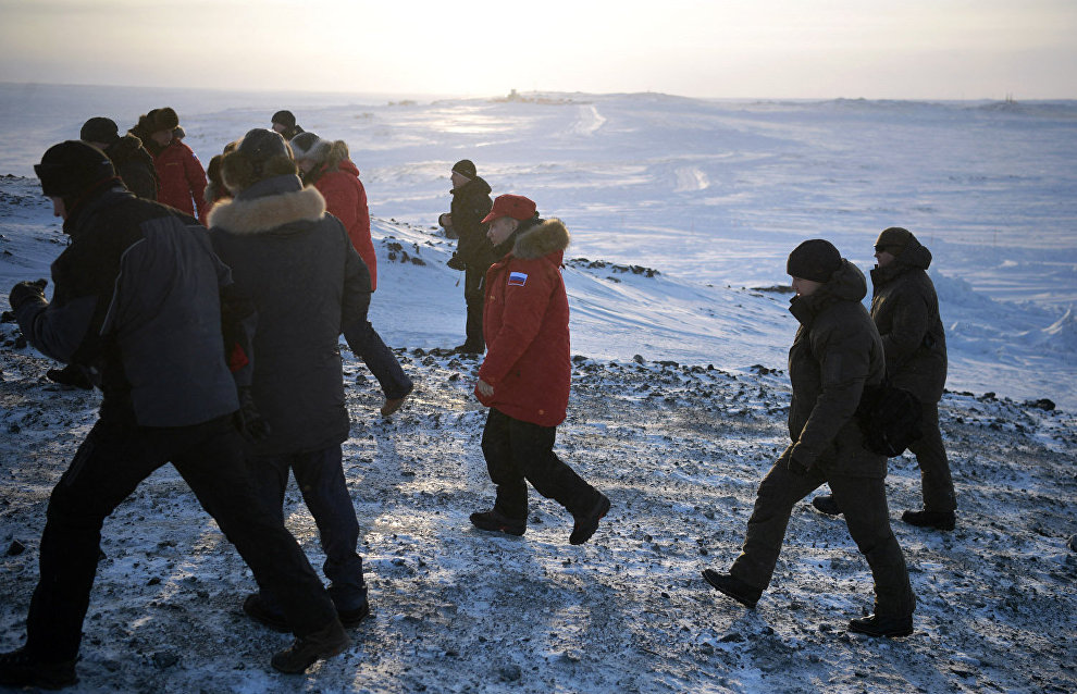 Vladimir Putin thanks participants of the Arctic clean-up on Alexandra Land Island