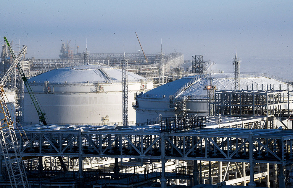 Novatek and India's Deepak sign agreement on LNG supplies