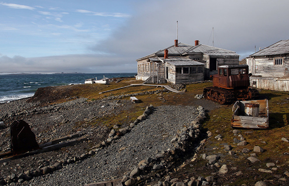 Russian Arctic researchers return from spring fieldwork trip to Franz Josef Land
