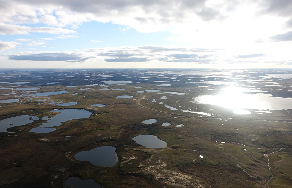 Studying new craters on Yamal