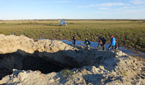 Studying new craters on Yamal