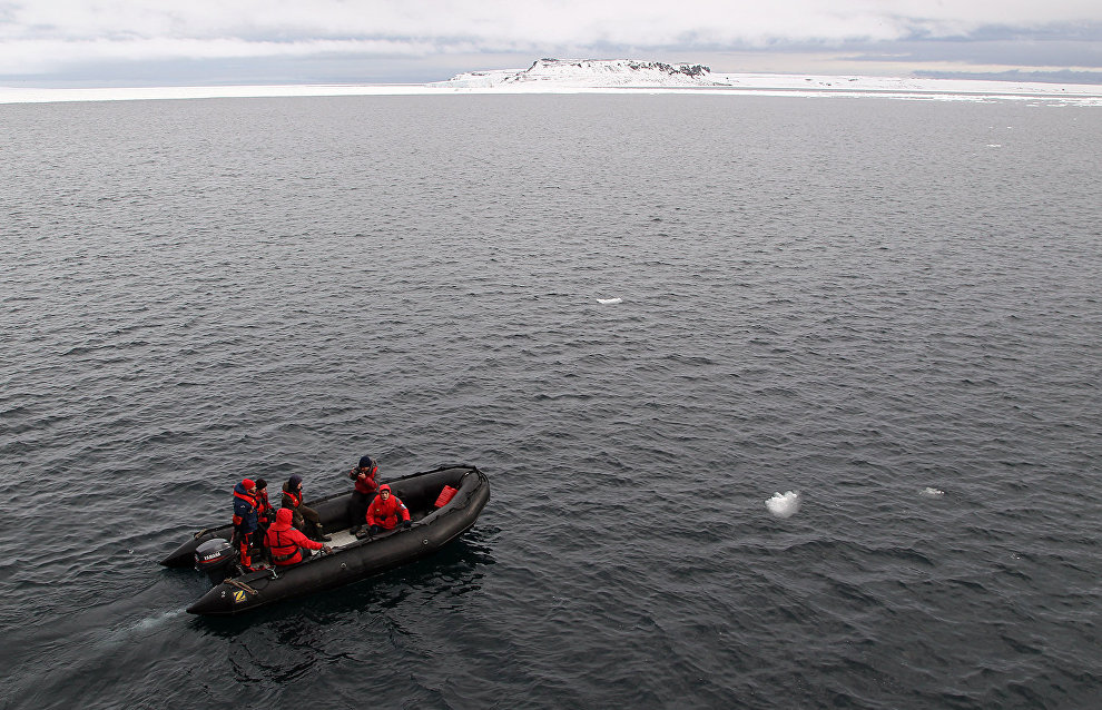 Tikhaya Bay polar station project