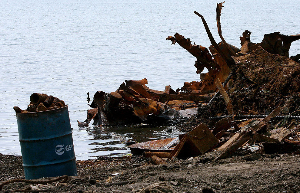 Military ecologists clean up 70 tons of scrap metal in the Arctic