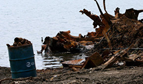 Military ecologists clean up 70 tons of scrap metal in the Arctic