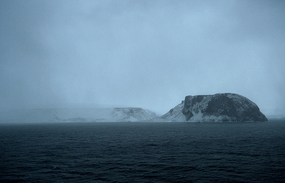 Gavrilo: Franz Josef Land’s islands littered with plastic