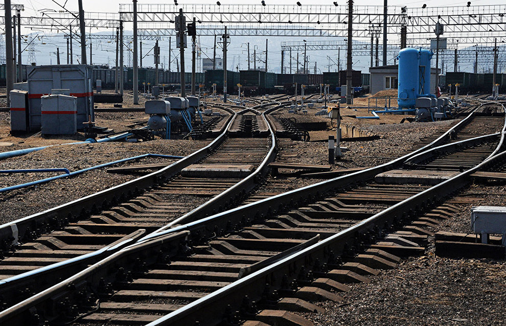 St. Petersburg–Murmansk train changes schedule for school student