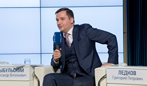 Governor suggests dividing notions of Extreme North and Arctic zone