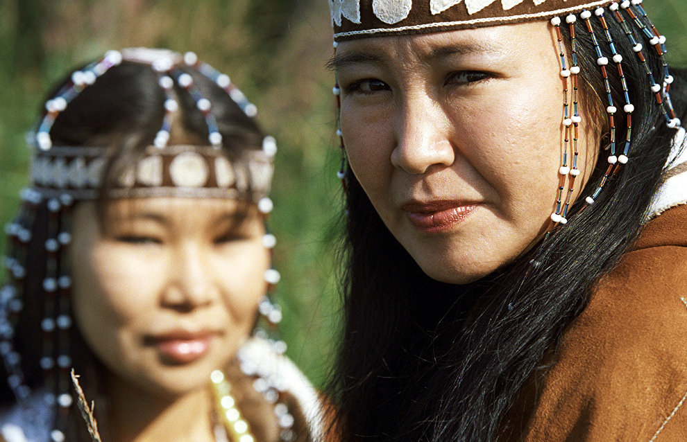 Study northern indigenous peoples’ languages on YouTube