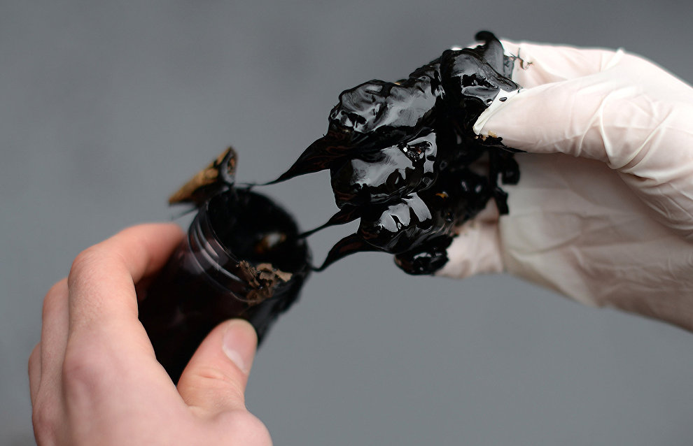 Bacteria capable of cleaning up oil-contaminated soil discovered in the Arctic