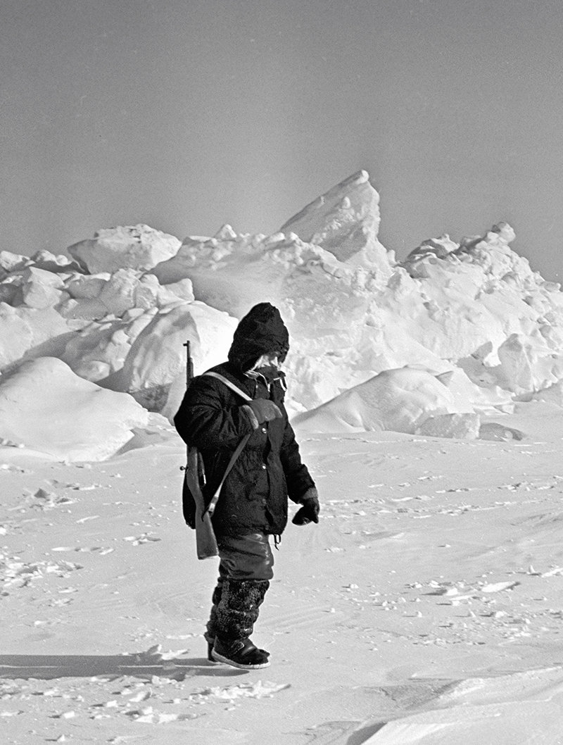 The North Pole-12 station's chief Nikolai Kudryavtsev, Ph.D. (Technology), making a round of his estate