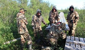 Волонтеры привели в порядок территорию Пустозерского городища, первого русского города в Арктике