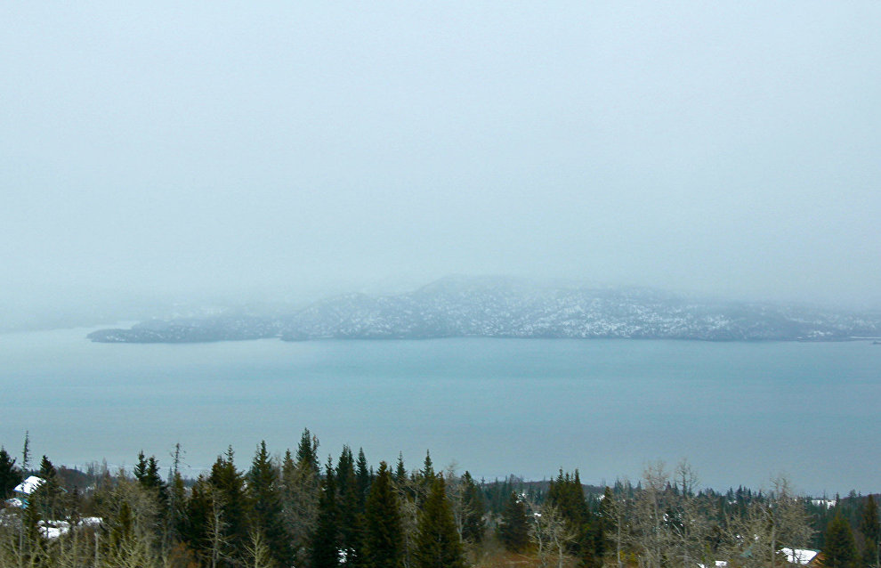 US government approves oil drilling on Alaska's northern shore