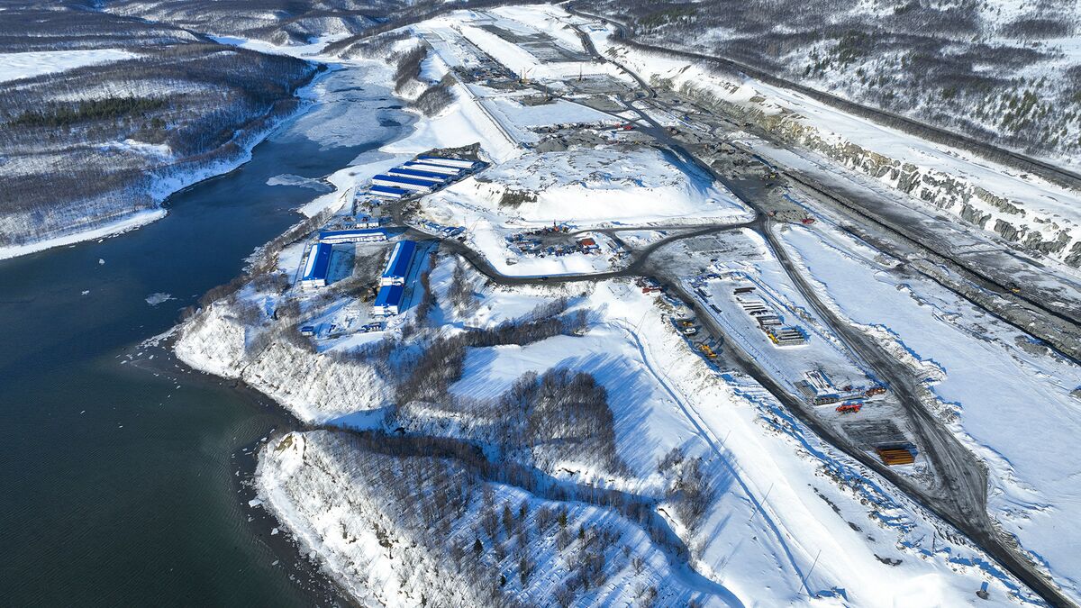 Construction work at the Lavna multipurpose seaport on the western shore of the Kola Bay, Murmansk Region