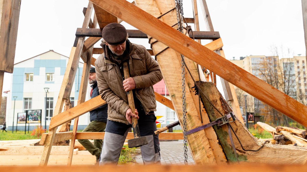 A ship of Arctic pioneers was laid down in Arkhangelsk
