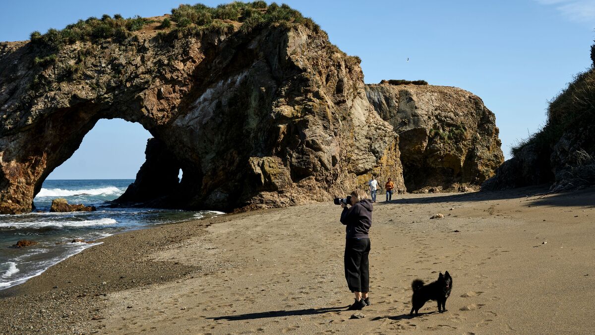 Arctic and Far Eastern Federal District regions are on the tourist rating list