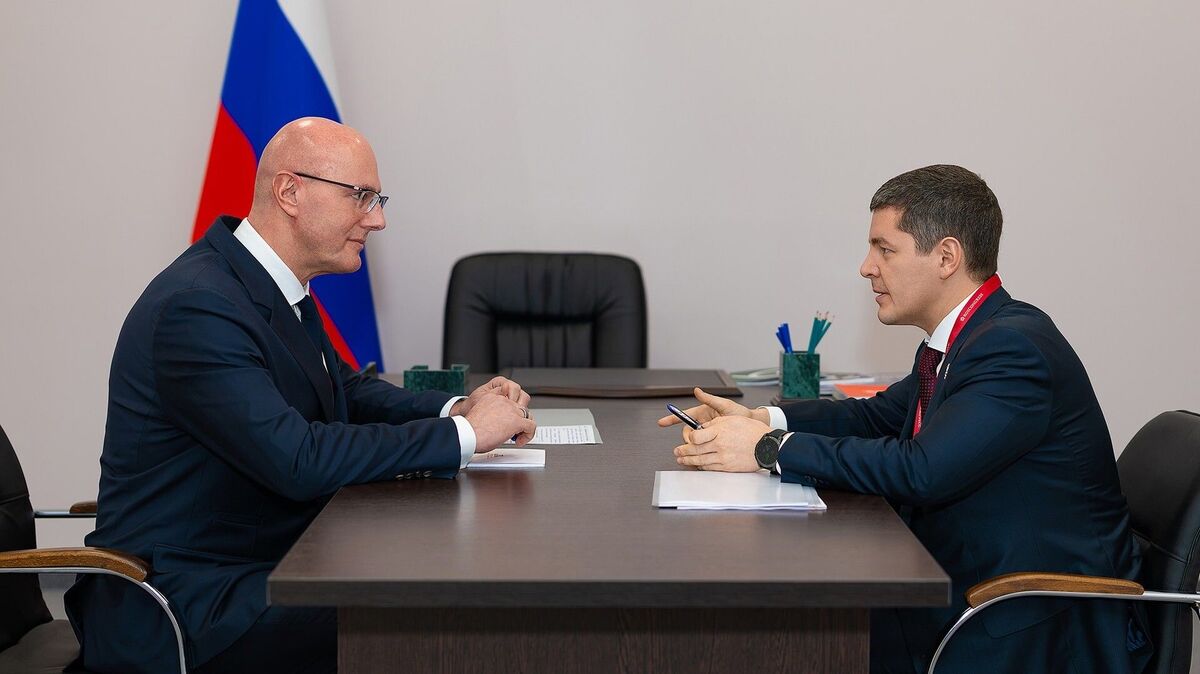 Deputy Prime Minister holds working meeting with Yamal Governor
