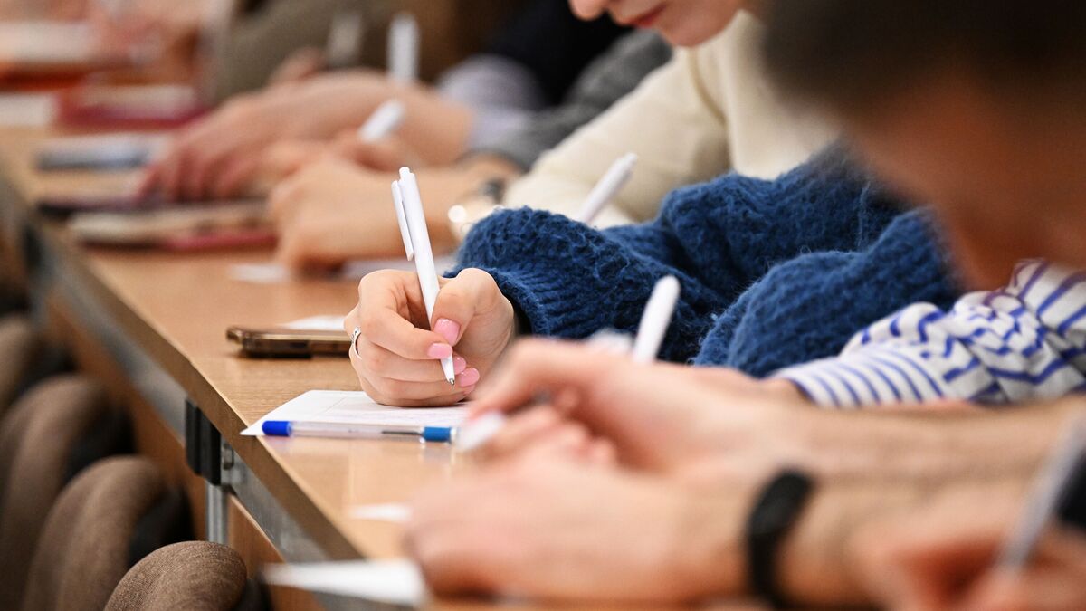 Students referred to indigenous small-numbered peoples of the North in the Krasnoyarsk Territory are eligible for extra scholarship