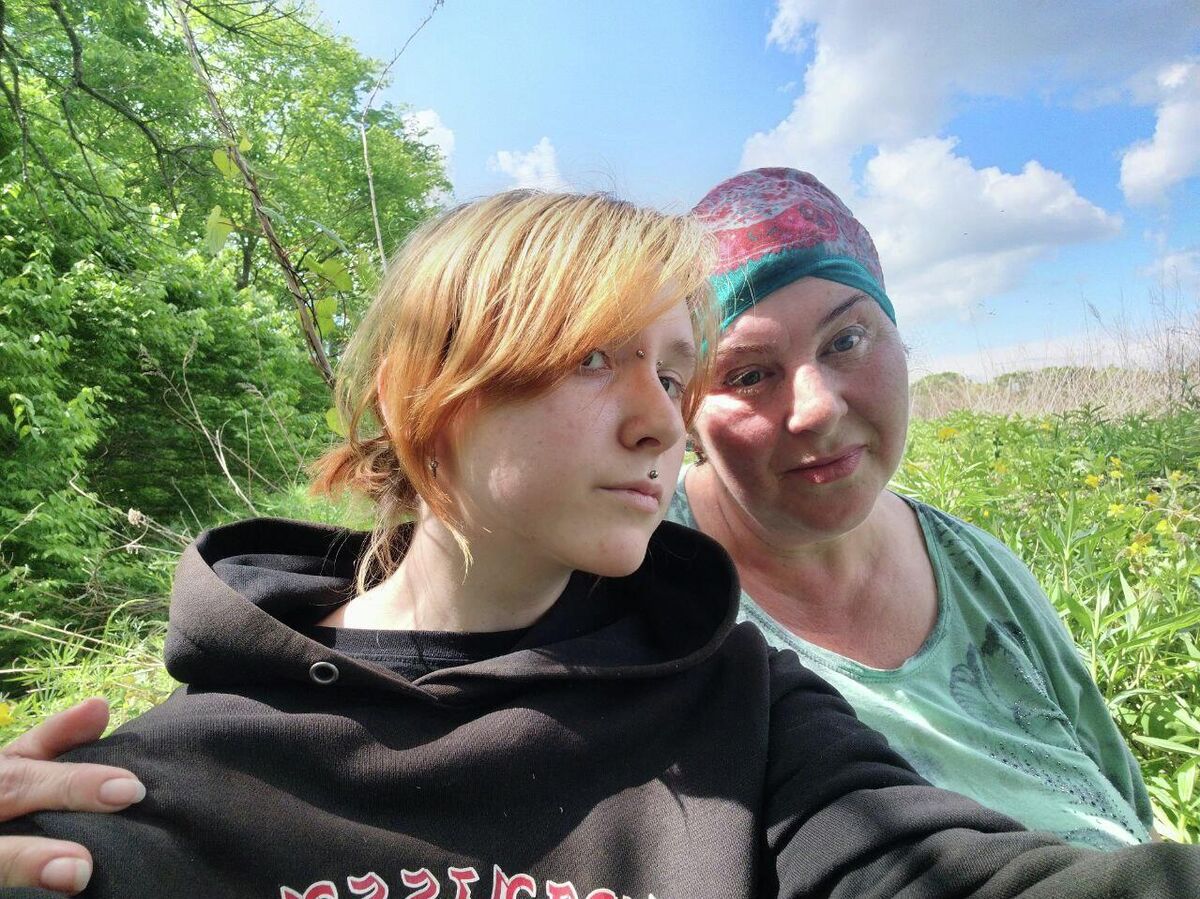 Viktoria Shchogoleva, who is taking part in the Far Eastern Hectare program, and her daughter 