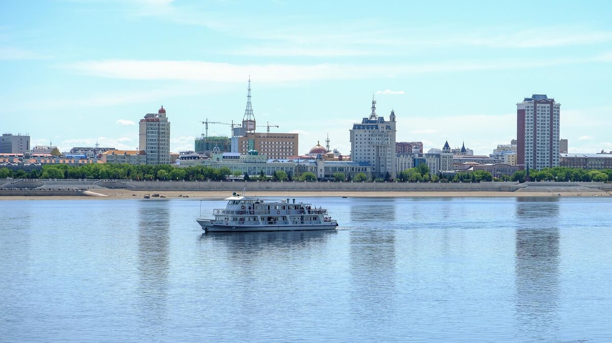 The Amur River as seen from an embankment in Blagoveshchensk  