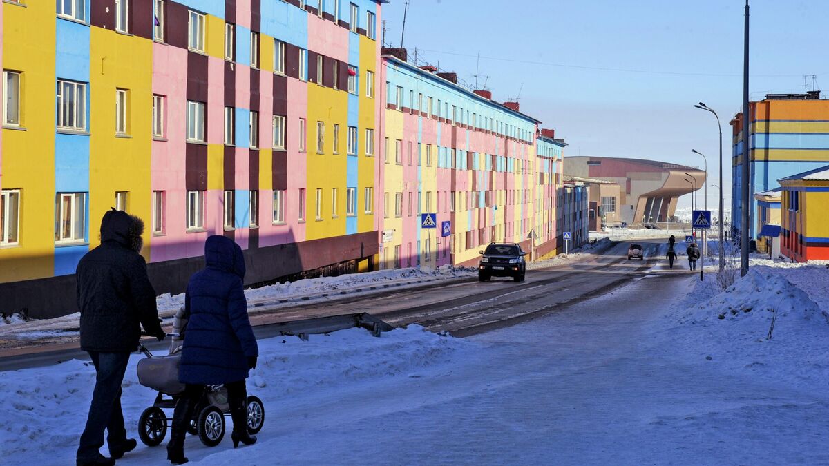 Passers-by in Anadyr