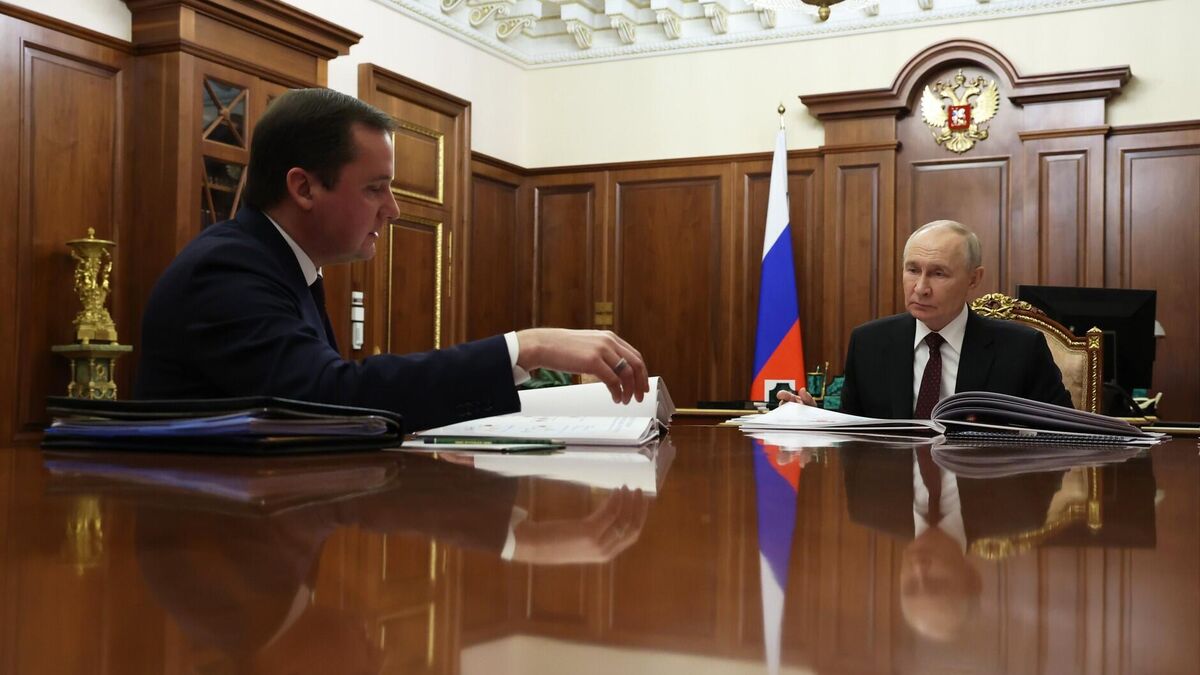 Vladimir Putin had a working meeting with Arkhangelsk Region Governor Alexander Tsibulsky