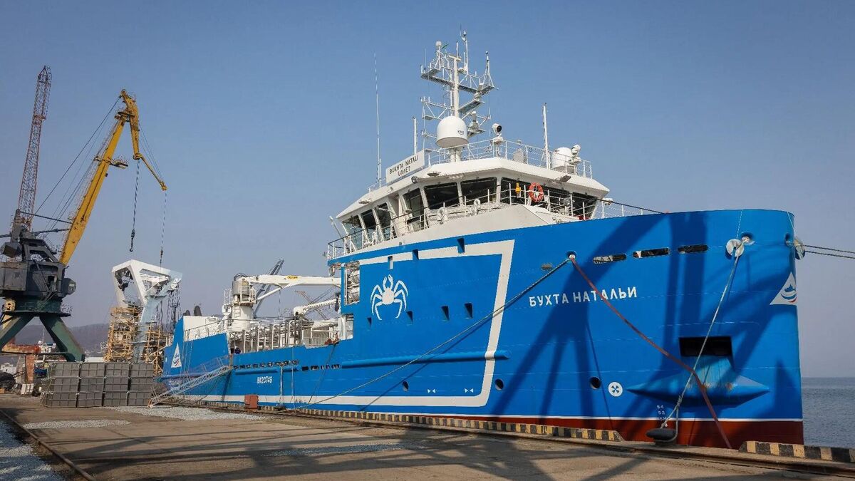 The Bukhta Natalyi fishing vessel